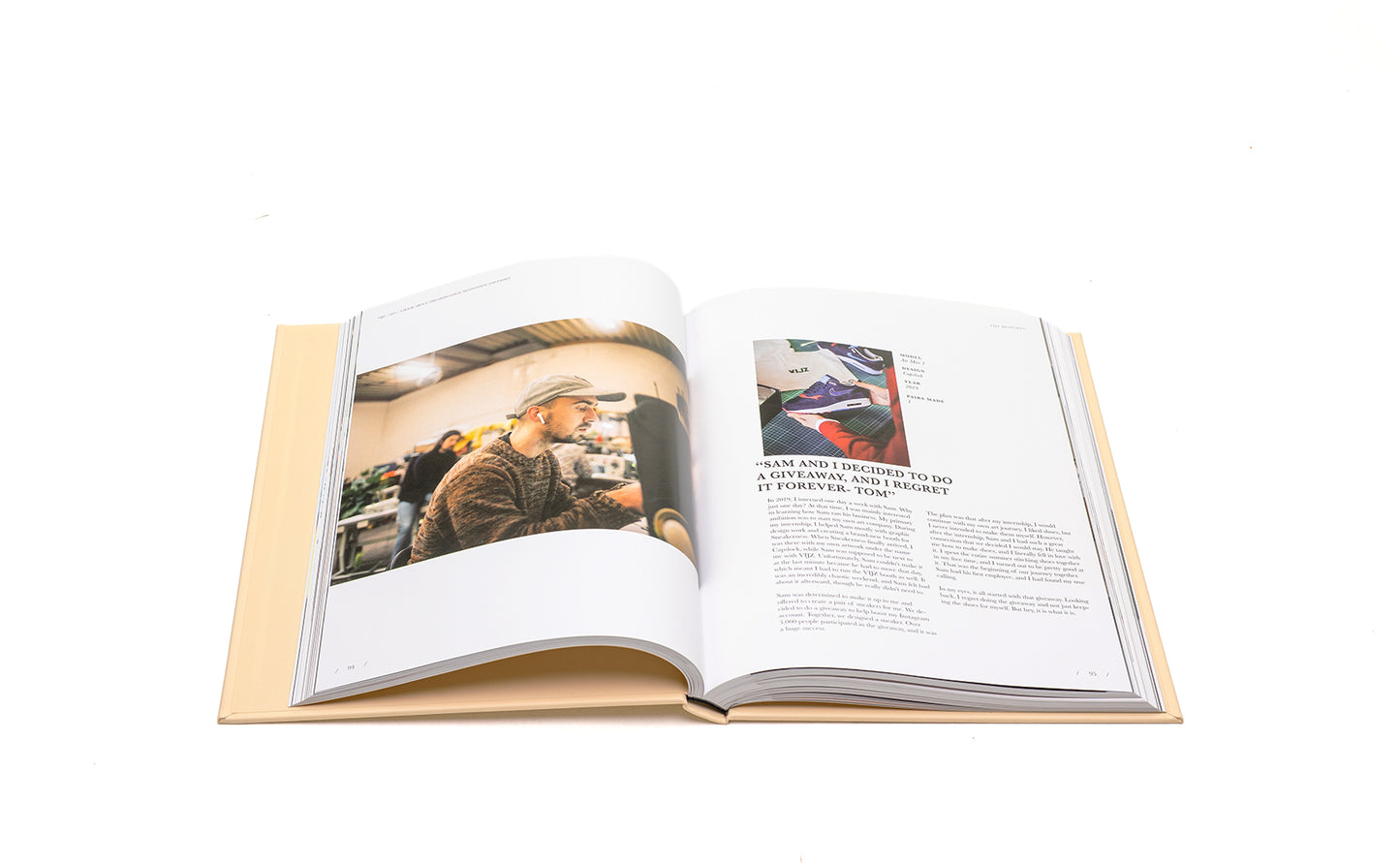 VIJZ Coffee Table Book